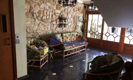 Sobrado com 4 dorms, Jardim Maia, Guarulhos, Cod: 3210