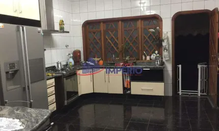 Sobrado com 3 dorms, Vila Rosália, Guarulhos - R$ 2.5 mi, Cod: 8604