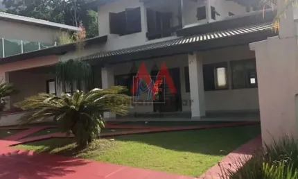 Excelente Sobrado com Piscina, localizado no  Cond. Park Imperial, com 6 suítes, piscina , area gourmet  e 8 vagas de garagem. REF 16.246