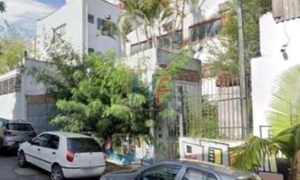 Galpão na Vila Monte Alegre, próximo do metrô São Judas com de 902m² a.t, 1012m² a.c. Zoneamento ZEU - Analisa permutas . REF 16.430