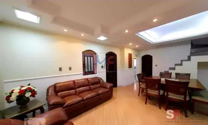 REF 16.247 - Lindo sobrado no bairro Barcelona , de 210 m² a.u., com  edícula, 4 quartos (1 suíte), sala cozinha, lavanderia, armazém, 2 vagas.