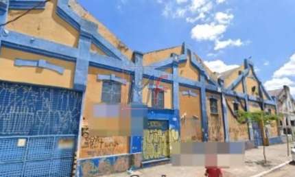 Terreno em Campos Elíseos, com 1.575 m² e 1.655 m² de área construída, testada 35 m, zoneamento ZC. Não aceita permutas. REF 16.380 -