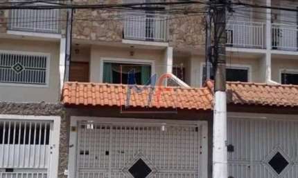 REF 16.519 - Sobrado na Vila Carmosina, 200 m² a.u., 3 quartos (1 suíte), sala, cozinha, 4 banheiros, área de serviço, área gourmet e 5 vagas.