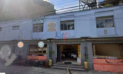 Galpão Comercial  em Higienópolis, com 80 m²a.c. ,  152 m² de terreno, frente com 18,50  m. Funcionava um restaurante no local. ZEU  !