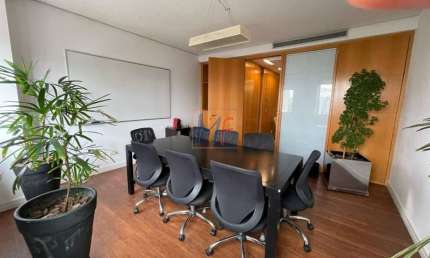 Ref 16.883 - excelente sala comercial na cidade monções, 156 m² a.u., 4 salas conjugadas, 5 banheiros, copa, sala de espera e 4 vagas.