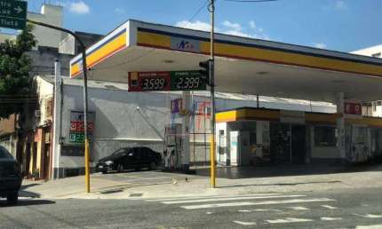 Excelente Terreno localizado no bairro Bom Retiro, 227 m²  a.c, 348 m²  a.t, Frente: 12 m. ZONEAMENTO: ZDE-1 !  REF  13.003-