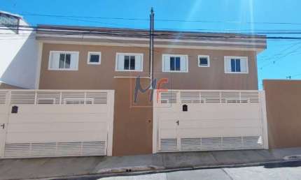 Excelente casa assobradada na Vila Jacuí, 72m² a.u., 2 dormitórios, sala, cozinha, lavanderia, quintal, lavabo, banheiro e 3 vagas (REF 17.051)