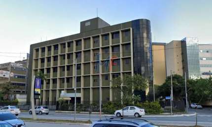 Excelente prédio comercial na Água Branca, 3.000 m² a.u.,  com térreo e 4 andares, 2 elevadores, ar condicionado e 30 vagas (REF 17.299)