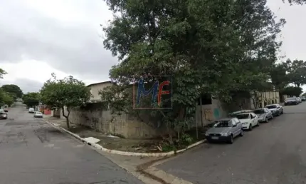 Locação comercial no bairro Jardim Aeroporto, com 5 salas, 3 banheiros, 1 cozinha,  25 vagas de garagem. (REF: 14.066)