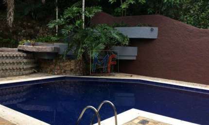 Lindíssima Casa Assobradada para Venda no Cond. Park Imperial com 4  suites , 6 vagas , mobiliada . Estuda propostas. REF: 9.767