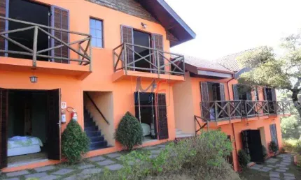 REF 10.936 Excelente Pousada no bairro B. Jaguaribe com 2 dorms, T. 1185 m², Á.C. 440 m ² 12 vagas, 2 andares, recepção, aceita permuta
