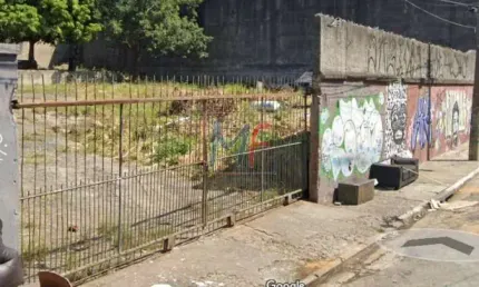 REF 12.224 Excelente Terreno com 1600 m²  e 227 m² de A.C ótima localização bairro Chácara Califórnia zoneamento ZEU  Zona leste