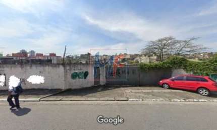 Excelente terreno localizado no bairro Vila Carmosina , de esquina com 18.475  m²,  apenas 180 m² construído, zoneamento - ZC . REF: 12.501