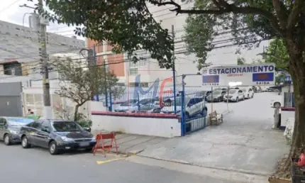 Excelente oportunidade comercial terreno com 775 m2  em pinheiros, 280 m² a.c. , alugado para estacionamento.  frente 15 mts. ref 12.886