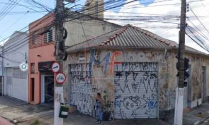 REF 13.451 Excelente Terreno localizado bairro Belenzinho, 200 m² .ac, 208 m² terreno , duas Frente 32 m. ZONEAMENTO: ZC. Estuda permutas.