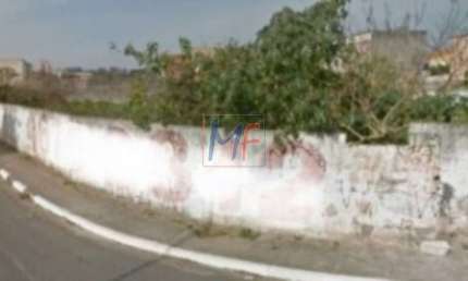 Excelente Terreno esquina , bairro Jardim Ferrazense, 1.580  m²  area, Frente: 55 m! Composto por 4 lotes! Estuda propostas. (REF: 15.621)