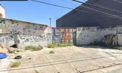 Terreno  localizado no bairro Vila Carrão, com 1640m² a.t,  646m² a.c, e Frente sendo 45 metros. Zoneamento: ZEU REF 16.829 -