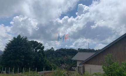 REF 17.015 -  Excelente terreno em Campos do Jordão (Alto do Capivari), com 1048 m², alto, plano, cercado e com portão de acesso.