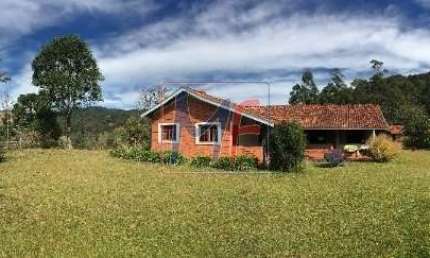 Excelente Fazenda no bairro Centro, 16 alqueires , 387.675 m² terreno, 3 casas construídas e  com fluxo contínuo de água mineral. REF 17.373.