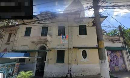 Excelente terreno na Bela Vista, 134 m² terreno , 196m² a.c., testada de 16m, Zoneamento ZEU. Não aceita permutas (REF 17.414)