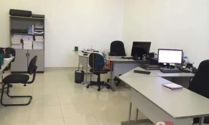Excelente Galpão Jd.Cachoeira, 449 m² a.u., terreno  334 m2,  reformado, com escritório ,copa. Prox. Av. Itaberaba REF 17.554