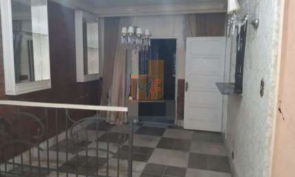 Excelente Sobrado localizado no bairro Bela Vista, 90 m²  a.u., e 156 m² terreno , 3 dorms., (sendo 1 suíte), 1 vaga de garagem. REF: 17.602