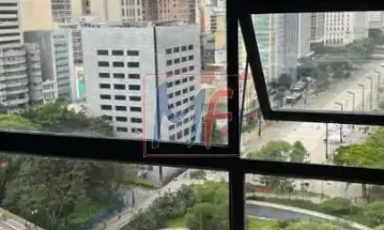 Excelente sala comercial no centro de são paulo, com 37,20 m² a.u., mobiliada com sala, copa, banheiro. portaria 24 hs ref: 17.9523