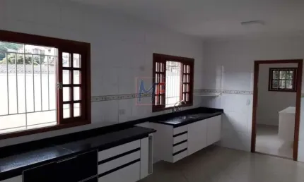 Ótimo sobrado na vila irmãos arnoni, 300m² a.u., 3 quartos (3 suítes), sala, cozinha, dep. empregada, espaço gourmet, 6 vagas (ref 17.965)