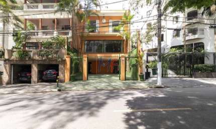 Excelente Sobrado Comercial com 3 pavimentos no Jardim Paulista, 591 m² a.c, 404 m² a.t,, 7 vagas .  Próximo  a Av. Paulista! REF 18.039!
