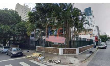 Ótimo prédio comercial na Vila Nova Conceição, 783 m² a.t., 923 m² a.c,  41m de testada, Zona ZM. Prox. Av. Santo Amaro (REF 12.198)