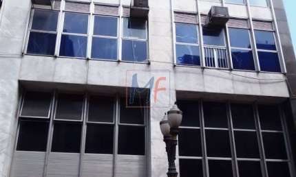 Excelente prédio comercial Centro de Santos, com 1.320 m² a.u., nas proximidades da Rua Antônio Prado . Não aceita permutas (REF 18.246)