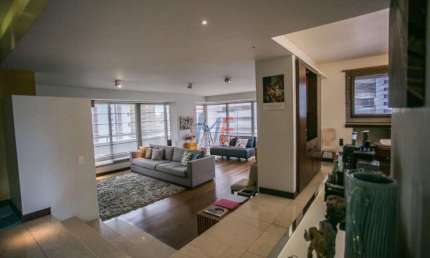 Excelente apartamento localizado na Aclimação, com 3 dorms., (sendo 3 suítes), 290 m² a.u., lazer, 4 vagas de garagem. REF: 18.597