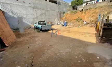 Terreno no Jardim Peri, com 250 m², Frente de 13 metros, coeficiente aprovação 2.5F, TX OC. 0,85 GAB de altura. Zona ZEIS-1. (REF 15.779)