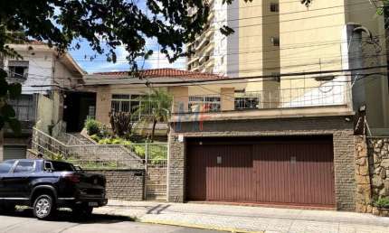 Excelente casa comercial Água Fria,  228 m² a.c., 9 salas, 5 banheiros, copa, cozinha, quintal, terraço, 2 vagas cobertas, Zon ZC - (REF 18.700)
