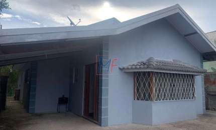 Ótima casa nova Floresta Negra  Campos do Jordão,  122 m² a.c., 3 quartos (1 suíte), salas de estar e jantar, cozinha,  4 vagas (REF 18.744)