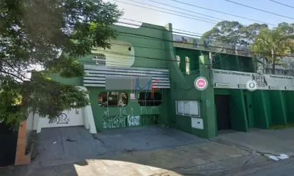 Excelente Terreno localizado no bairro Indianópolis, 372 m²  a.c., 500 m² terreno. Não aceita permutas. Zoneamento: ZECOR-2. REF: 18.751