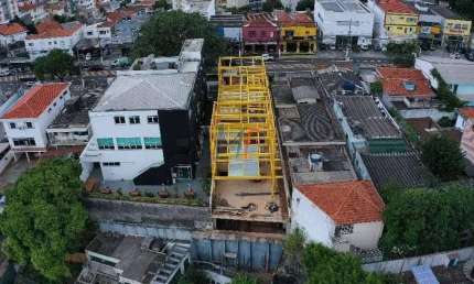 Excelente Galpão no bairro Vila Romana, 1.100 m²  area construida, 471 m²  área de terreno. Testada 10 m. Zon.  ZECOR - 3 . REF 18.797