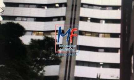 Excelente Conjunto Comercial Itaim Bibi,  62 m² a.u., 2 vagas, 2 banheiros, fácil acesso ao metrô. Locado Bom para Investidor . REF: 18.869