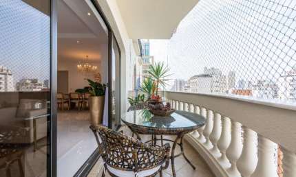 Excelente apto no Tatuapé, 244m² a.u., 4 dormitórios (3 suítes), sala, copa, cozinha, lavanderia, depósito, 4 vagas, lazer (REF 18.907)