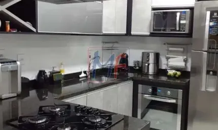 Excelente sobrado na Vila Antonina, com 150m² a.u., 3 dormitórios (1 suíte), sala, cozinha planejada, espaço gourmet, 4 vagas (REF 18.965)