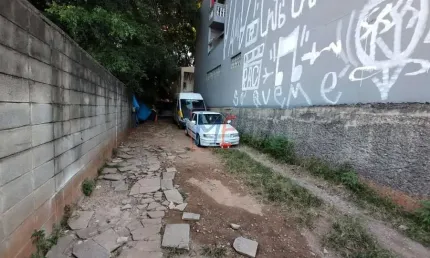Excelente terreno bairro da vila souza, com 106 m² de área construída e 316 m² de área de terreno. zeu. testada 5 m.  não aceita permutas.  ref: 18.976