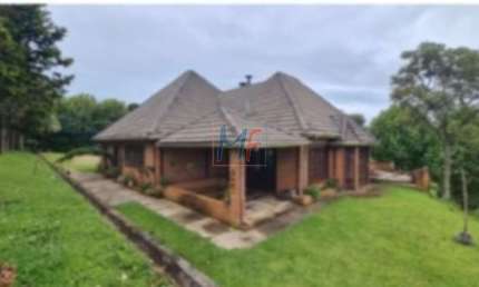 Excelente terreno com Haras Campos do Jordão , 40.000 m² , 1.182 m2 a.c. e 40 baias. Prox. Pousada Hípica Golf REF 19.114