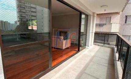 Excelente apto em Santana, com 195 m² a.u., 4 dormitórios (2 suítes), sala, lareira, cozinha, lavanderia, varanda, 4 vagas, lazer (REF 19.245)