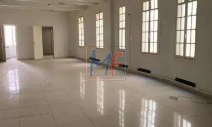 Excelente Sala Comercial localizada no terceiro andar ,  bairro da Sé,  com 140m² de área útil, 1 escritório e 4 banheiros. REF: 19.250