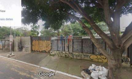 Excelente Terreno localizado no bairro da Barra Funda, com 403 m² de área total. ZONEAMENTO: ZEM. Não aceita permutas! REF: 19.371