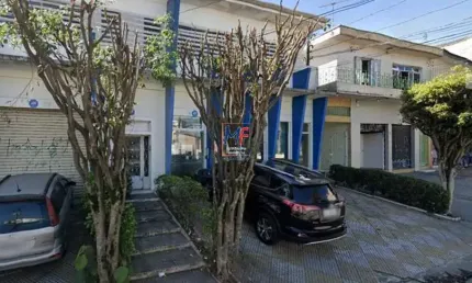 Excelente prédio comercial no jardim oriental, com 600 m² a.u., terreno 252 m2,  testada de 20 m, galpão (220m²), 8 salas, 2 aptos, 4 vagas. aceita permuta (ref 19.756)