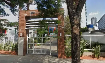 Excelente imóvel com 6 Conjuntos Comerciais unificados - 223,38 m²  área útil, recepção, copa espaçosa, sala de reunião, vão livre, 2 banheiros e 6 vagas. REF: 19.759