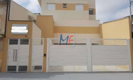 Excelente casa condomínio fechado no bairro Cidade Líder, com 40m² a.u., 2 dorms., 1 vaga de garagem coberta. REF. 13.841