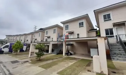 Excelente sobrado cond. fechado Cotia, 143 m² a.u., 278 a.t., 3 quartos (3 suítes), cozinha, lareira, quintal, 2 vagas (REF 17.506)