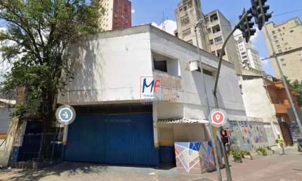 Excelente Terreno no bairro Santa Efigênia, com 757 m²  a.c., 764 m² terreno , testada de 26,45 metros. ZONEAMENTO: ZC. Analisa permutas. REF: 19.526